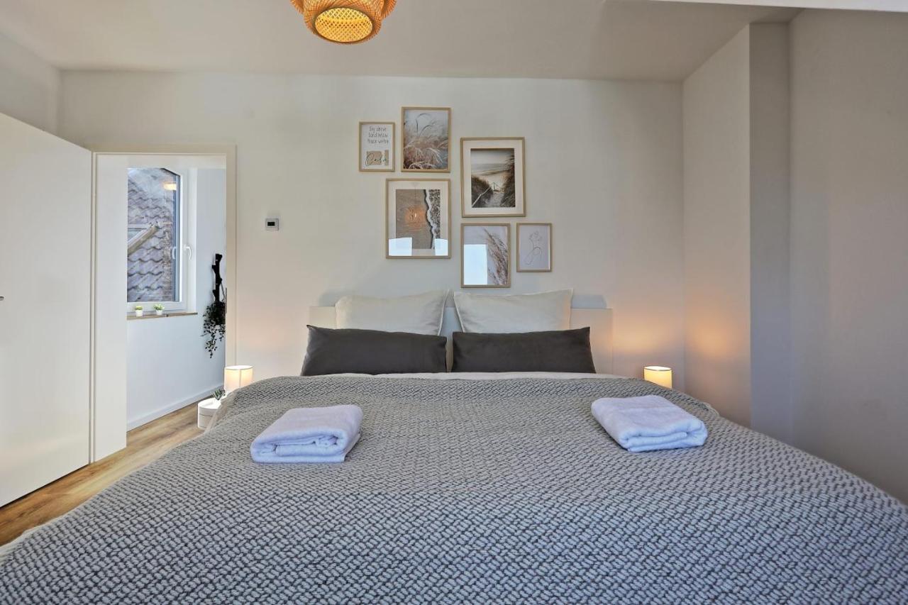 'Traveller Lodge' Grosszuegiges Apartment - 3 Bedroom 10Min To Hbf, Full Kitchen, Homeoffice, Netflix, Wifi Düsseldorf Exteriér fotografie
