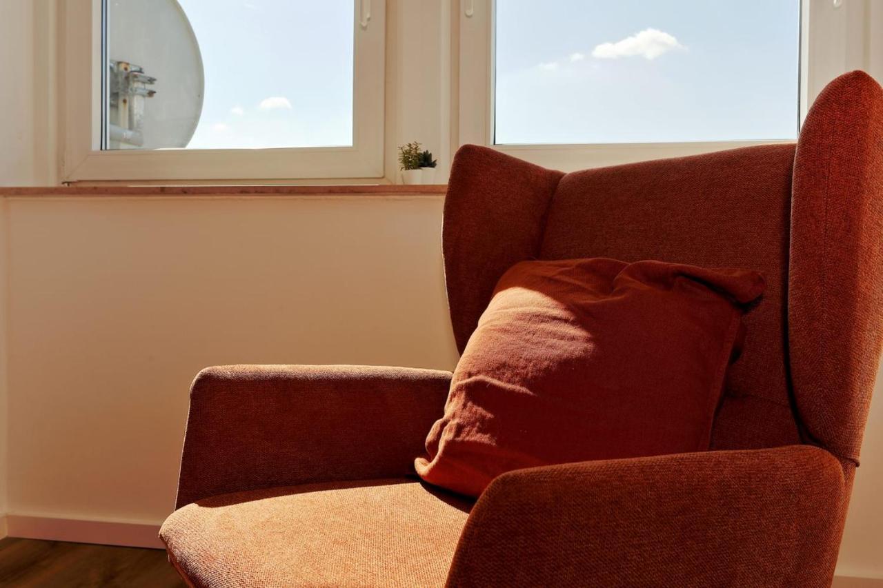 'Traveller Lodge' Grosszuegiges Apartment - 3 Bedroom 10Min To Hbf, Full Kitchen, Homeoffice, Netflix, Wifi Düsseldorf Exteriér fotografie